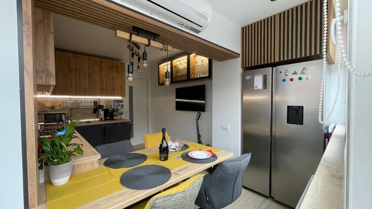 בוקרשט Luxury Apart Dorobanti מראה חיצוני תמונה