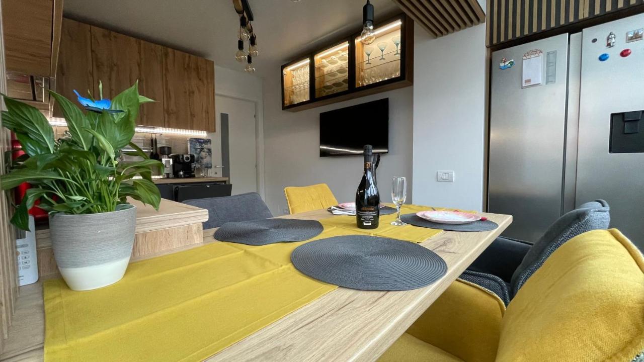 בוקרשט Luxury Apart Dorobanti מראה חיצוני תמונה